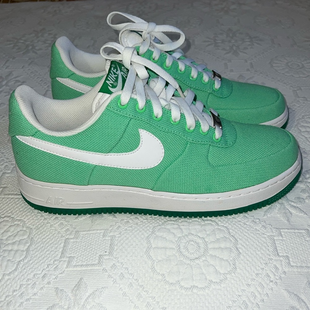 Nike Air Force 1 women’s size 10